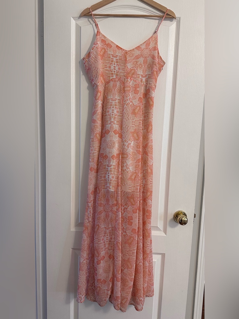 Forever 21 Coral and Blush Geometric Maxi Skirt